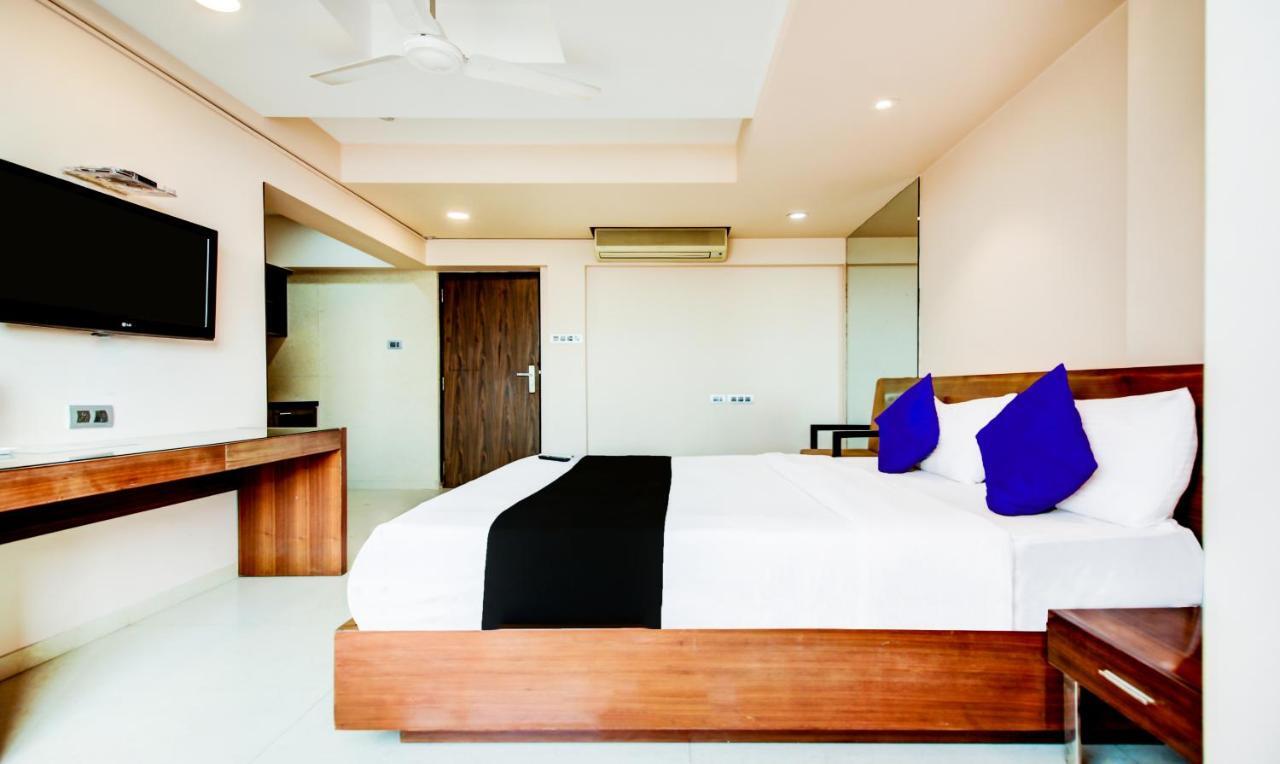 מומביי Hotel Imperial Residency מראה חיצוני תמונה