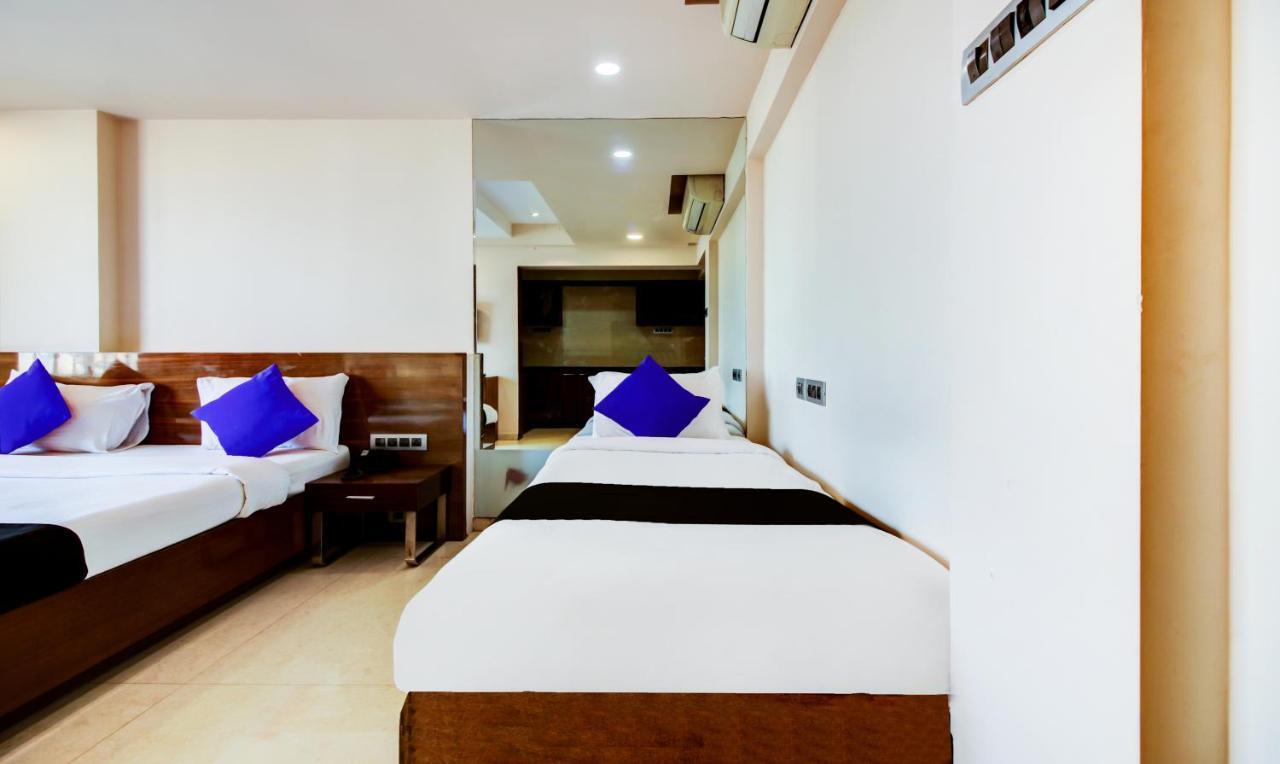 מומביי Hotel Imperial Residency מראה חיצוני תמונה